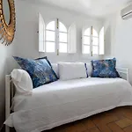 Genteel Home Pajaritos